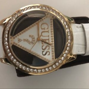 GUESS! Women’s watch